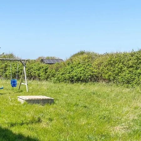Claus - 500m From The Sea By Interhome *