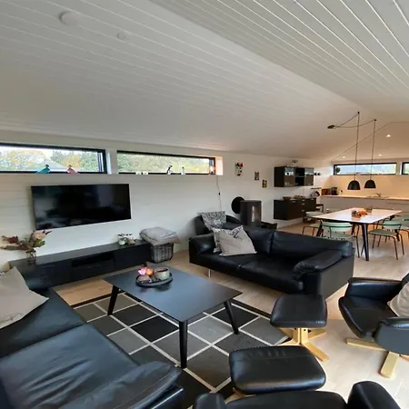 Claus - 500m From The Sea By Interhome